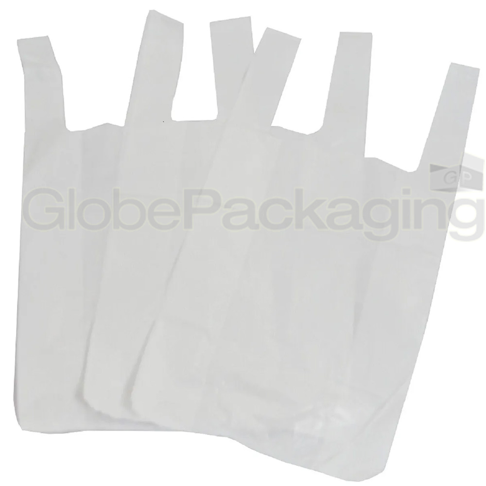 200 x WHITE PLASTIC VEST CARRIER BAGS 11x17x21